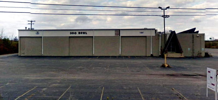 300 Bowl - Street View (newer photo)